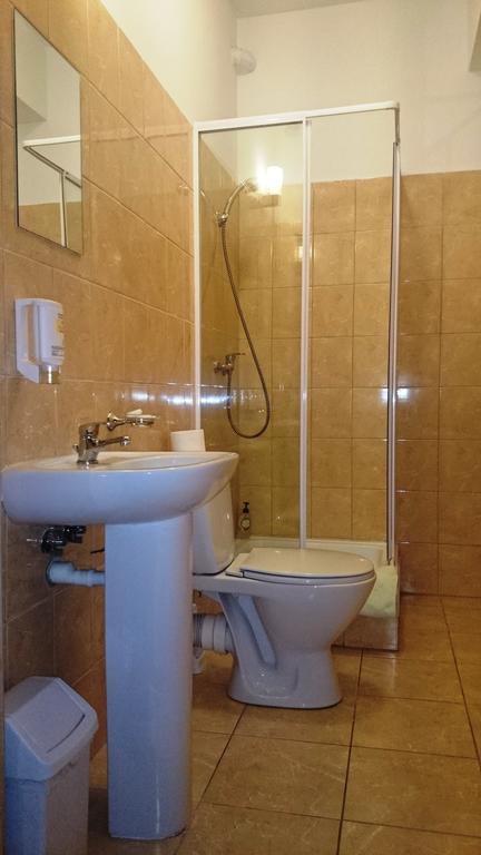 Park Na Wojskiego Bed & Breakfast Marki  Phòng bức ảnh