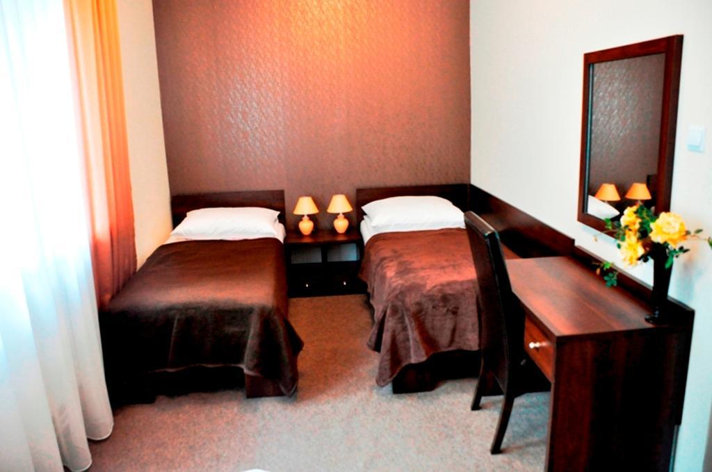 Park Na Wojskiego Bed & Breakfast Marki  Phòng bức ảnh